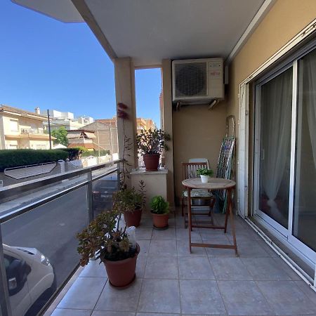 R123 Apartamento En La Planta Baja Con Piscina Cerca De La Playa Calafell Buitenkant foto