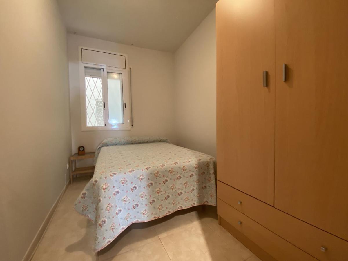 R123 Apartamento En La Planta Baja Con Piscina Cerca De La Playa Calafell Buitenkant foto