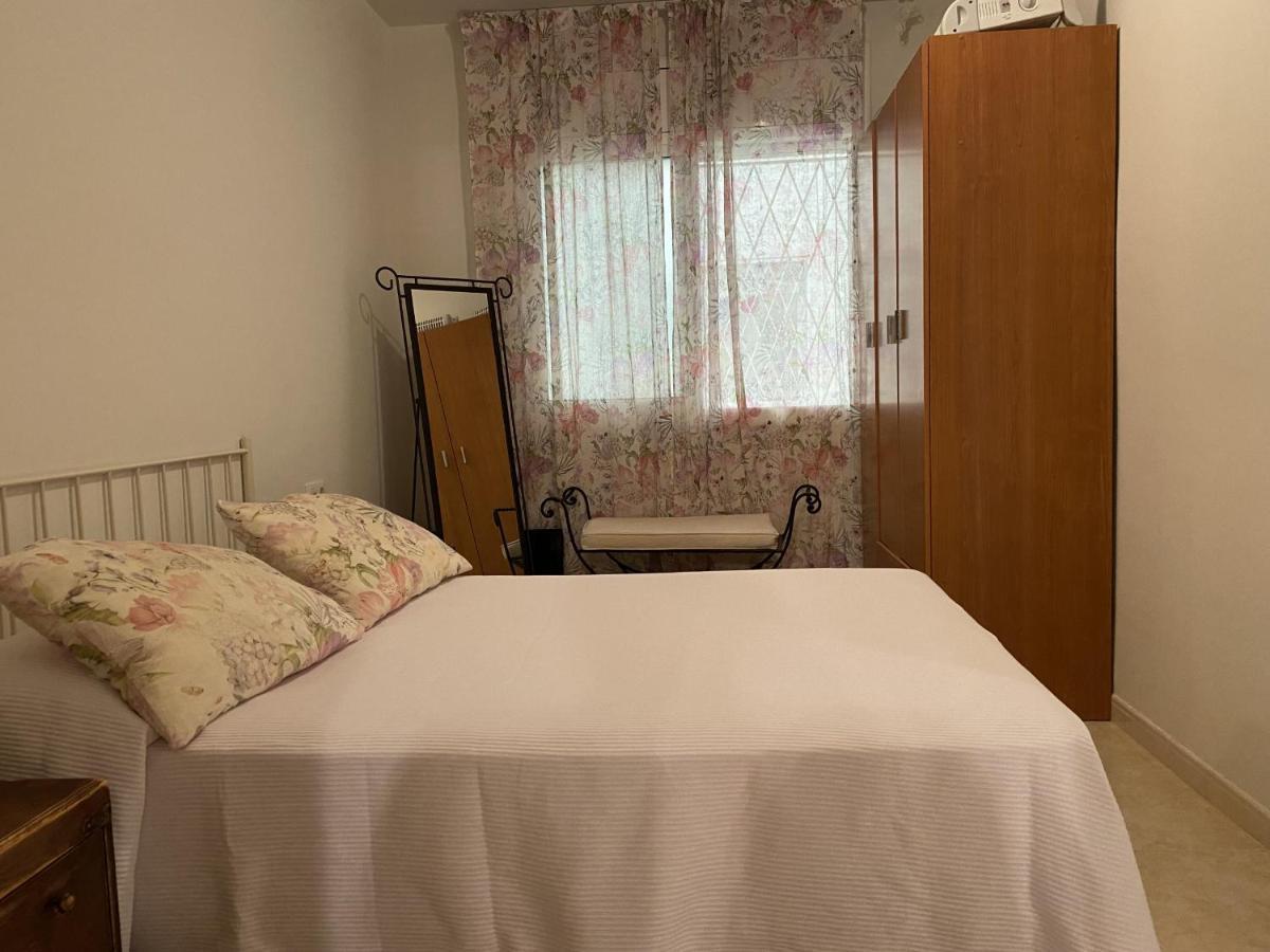 R123 Apartamento En La Planta Baja Con Piscina Cerca De La Playa Calafell Buitenkant foto