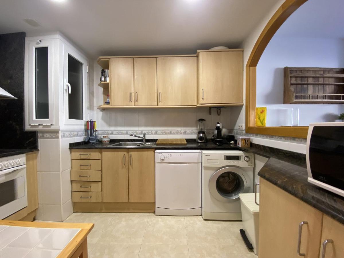 R123 Apartamento En La Planta Baja Con Piscina Cerca De La Playa Calafell Buitenkant foto